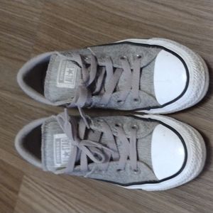 Converse All Star sneakers size 6 women's